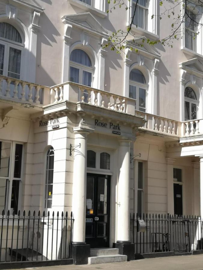 Rose Park Hotel London Exterior photo