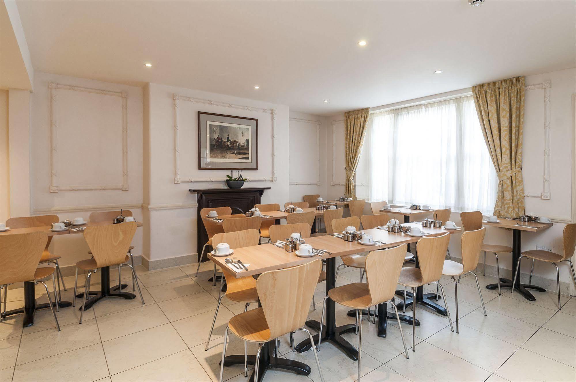 Rose Park Hotel London Exterior photo